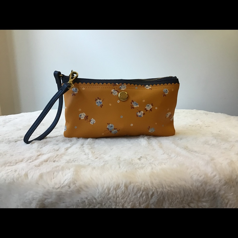 SOLD-Cath Kidston Wimbourne ditsy yellow wristlet